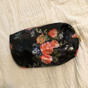 🤩 Floral Makeup Bag 🤩